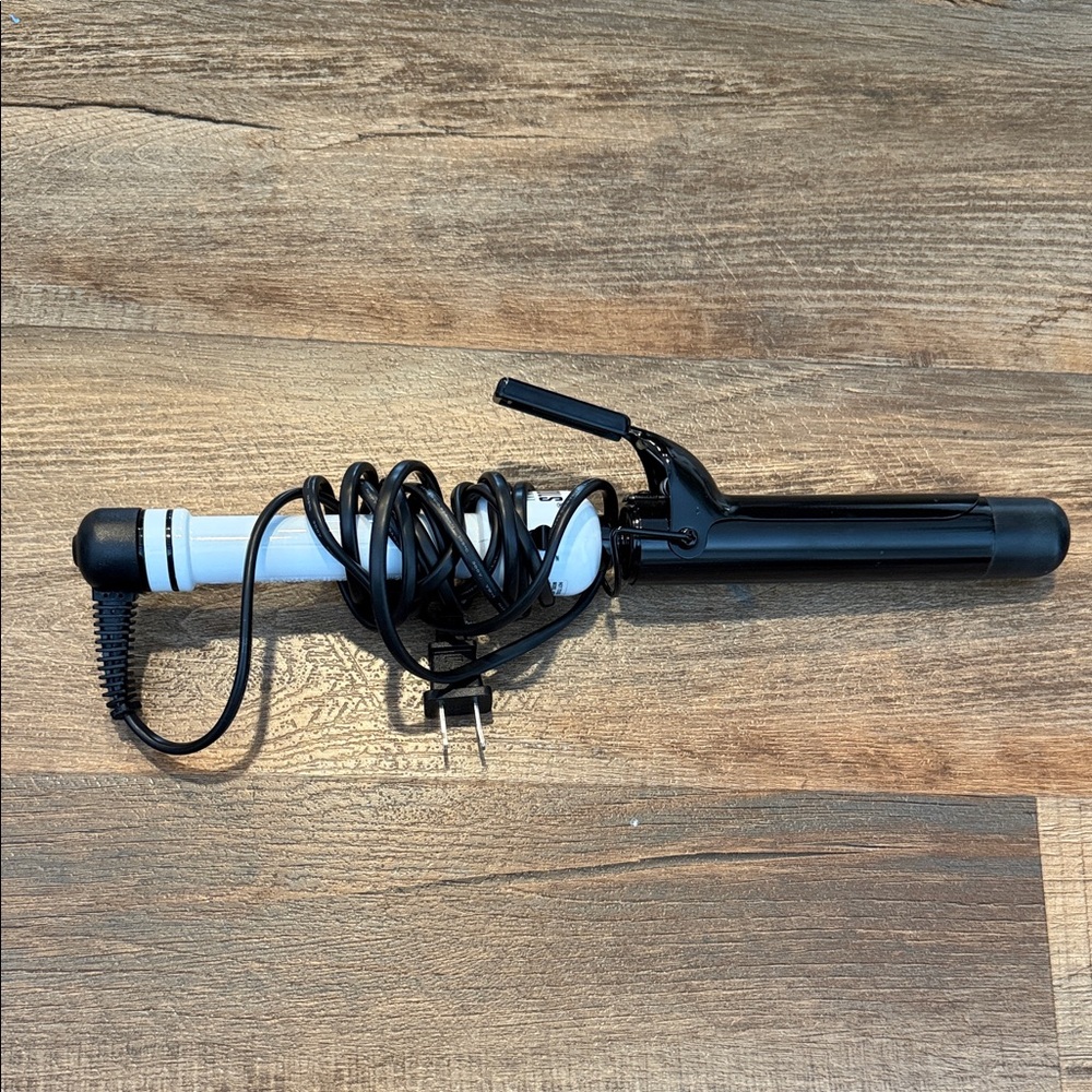 White and Black Curling Iron - Picture 9 of 9